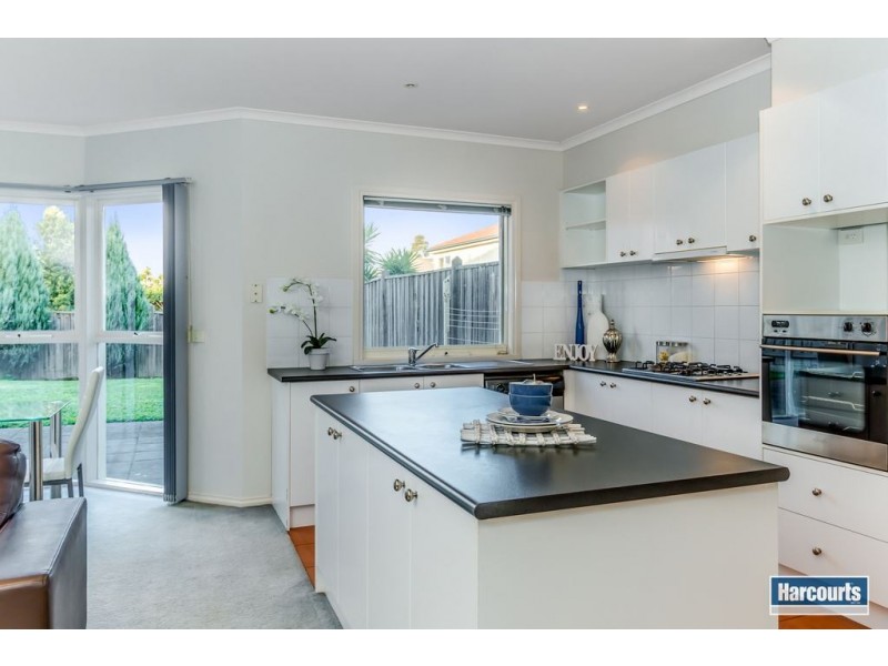 8 Victoria Knox Avenue, Rowville VIC 3178