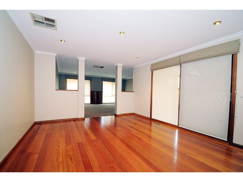 15 Fowler Road, Rowville VIC 3178