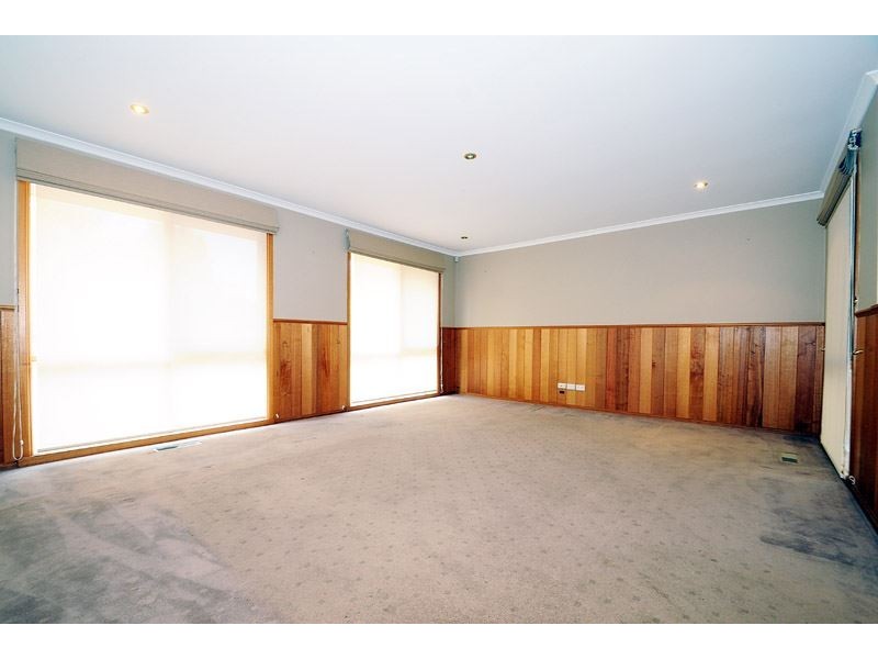 15 Fowler Road, Rowville VIC 3178