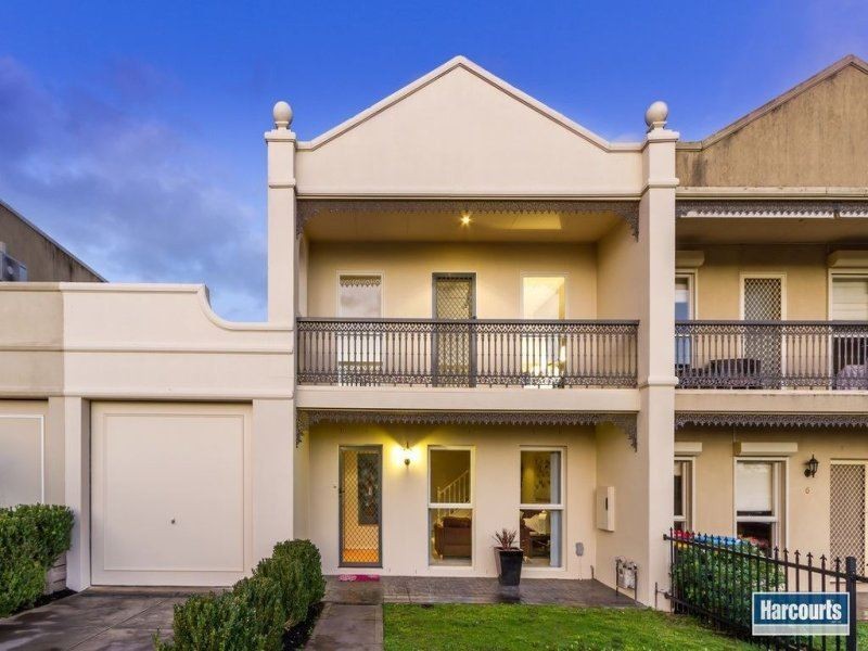 8 Victoria Knox Avenue, Rowville VIC 3178