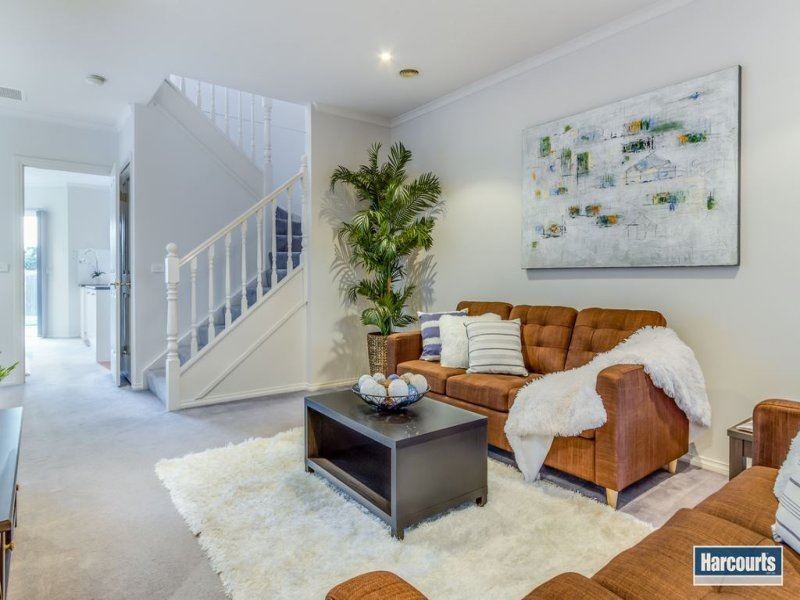 8 Victoria Knox Avenue, Rowville VIC 3178