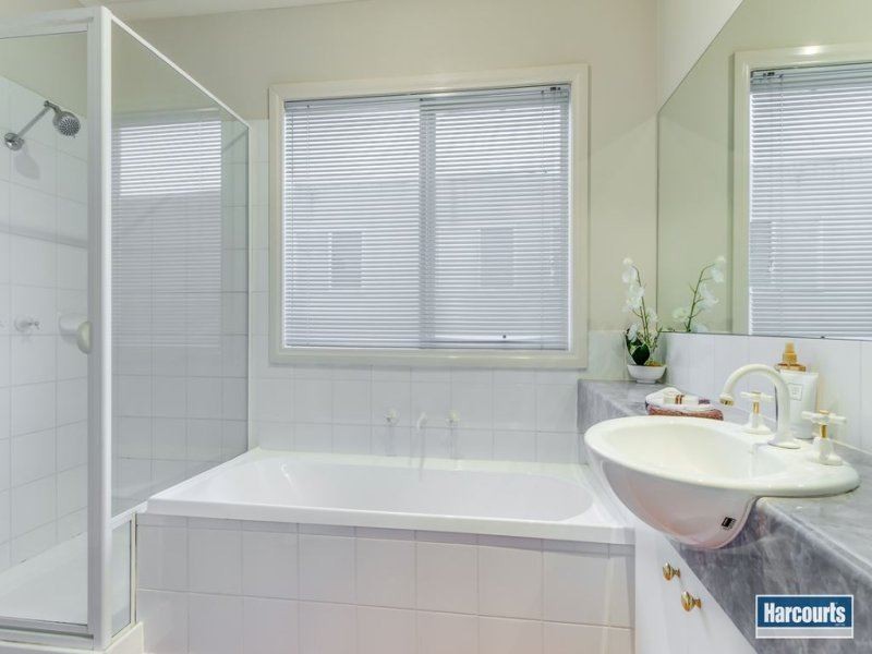 8 Victoria Knox Avenue, Rowville VIC 3178