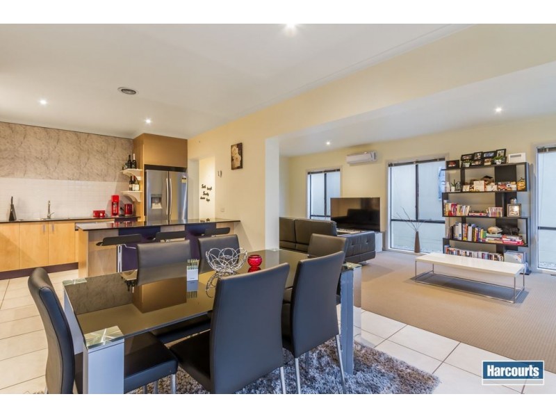 31 Sovereign Manors Crescent, Rowville VIC 3178