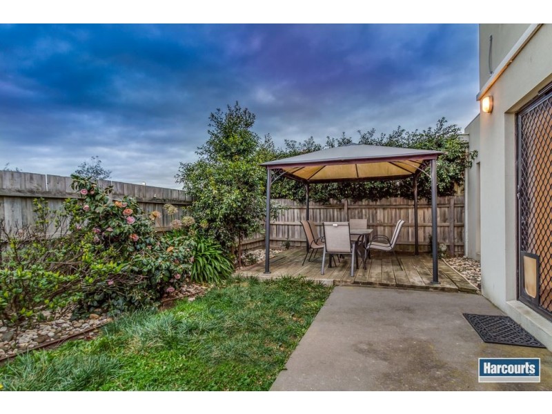 31 Sovereign Manors Crescent, Rowville VIC 3178