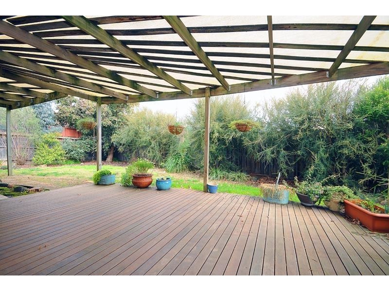 42 Kilcunda Drive, Rowville VIC 3178