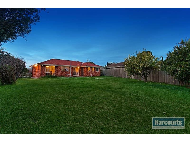 49 Lakeview Avenue, Rowville VIC 3178