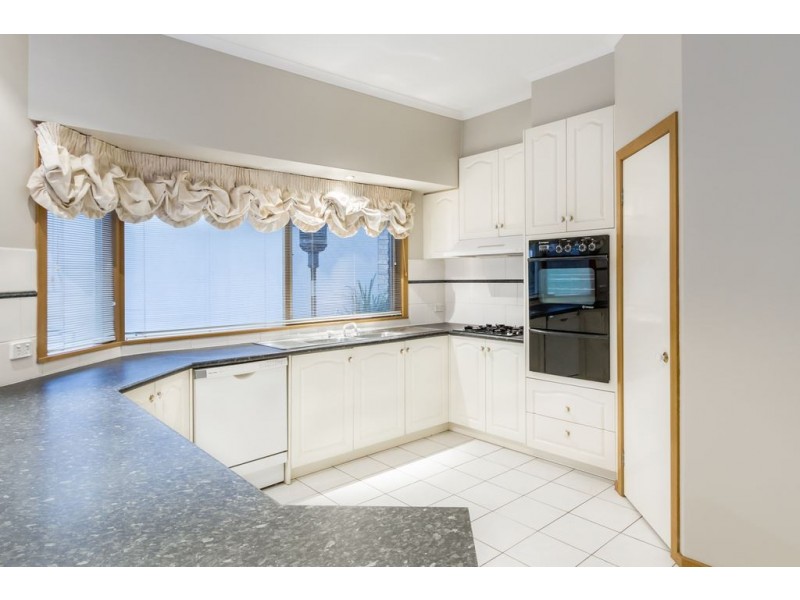 4 Gilda Court, Rowville VIC 3178