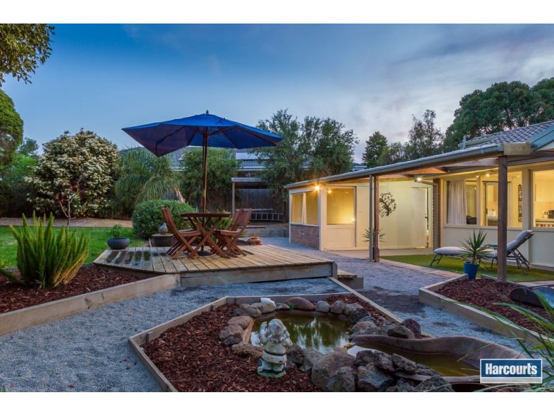 4 Barwon Court, Rowville VIC 3178