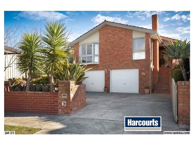 24 Sienna Crescent, Endeavour Hills VIC 3802