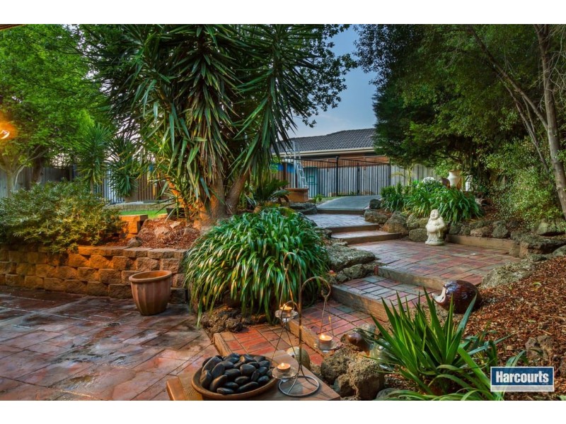 25 Kilcunda Drive, Rowville VIC 3178