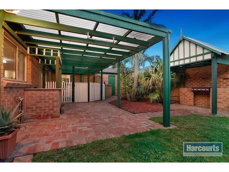 28 Magdalena Place, Rowville VIC 3178
