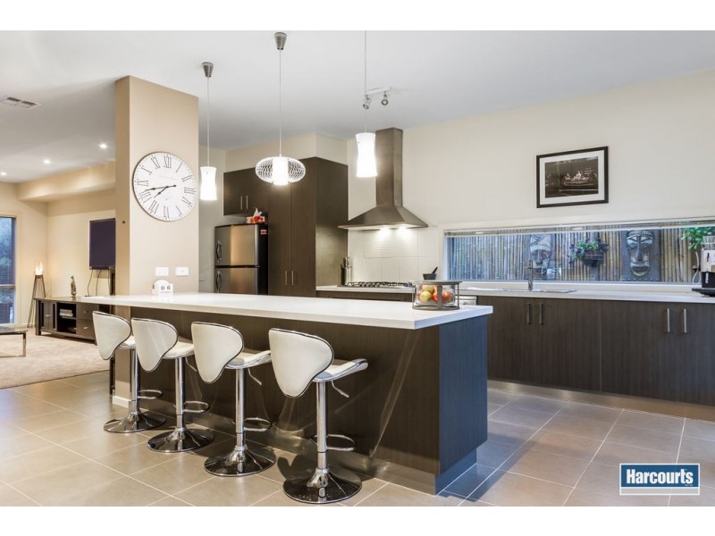 8 Moyhu Terrace, Rowville VIC 3178