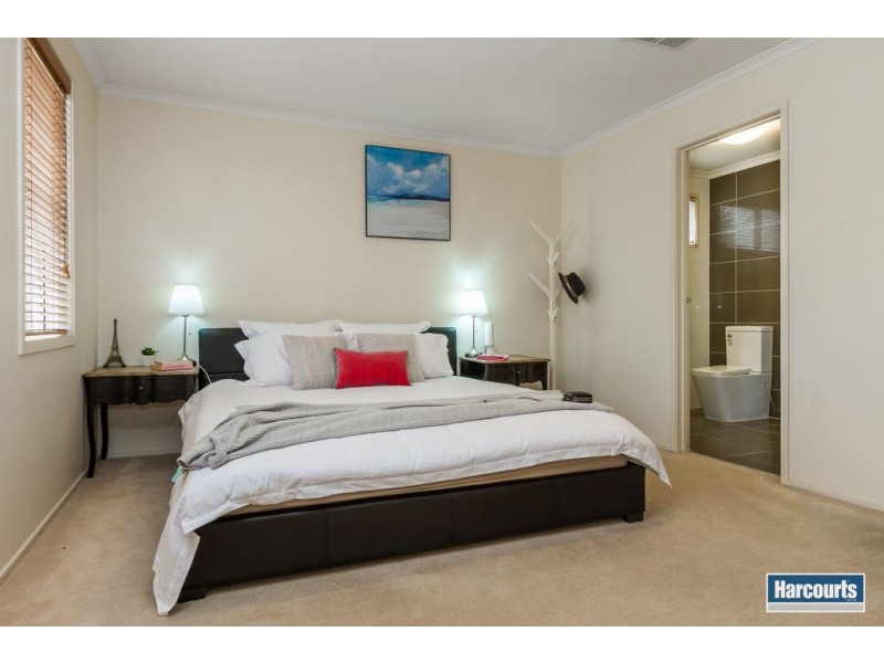 51 Fairway Drive, Rowville VIC 3178