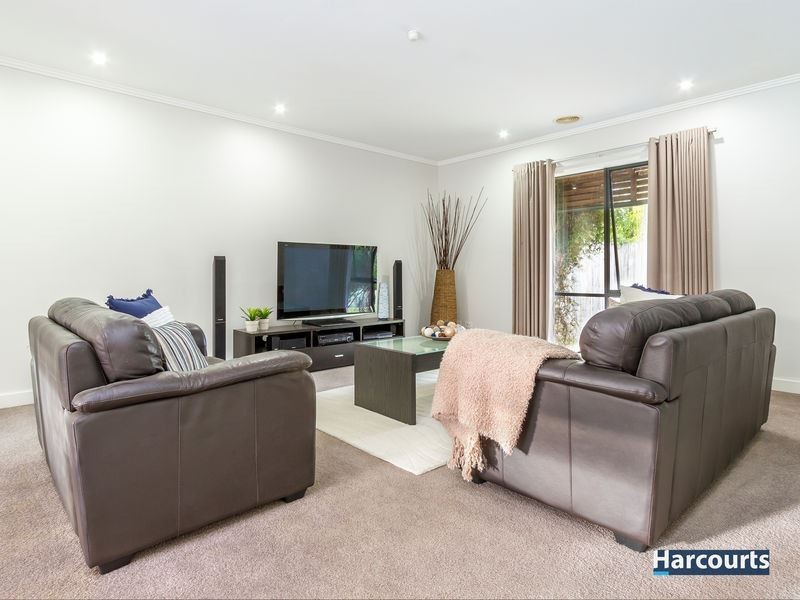 6 Ranceby Close, Rowville VIC 3178