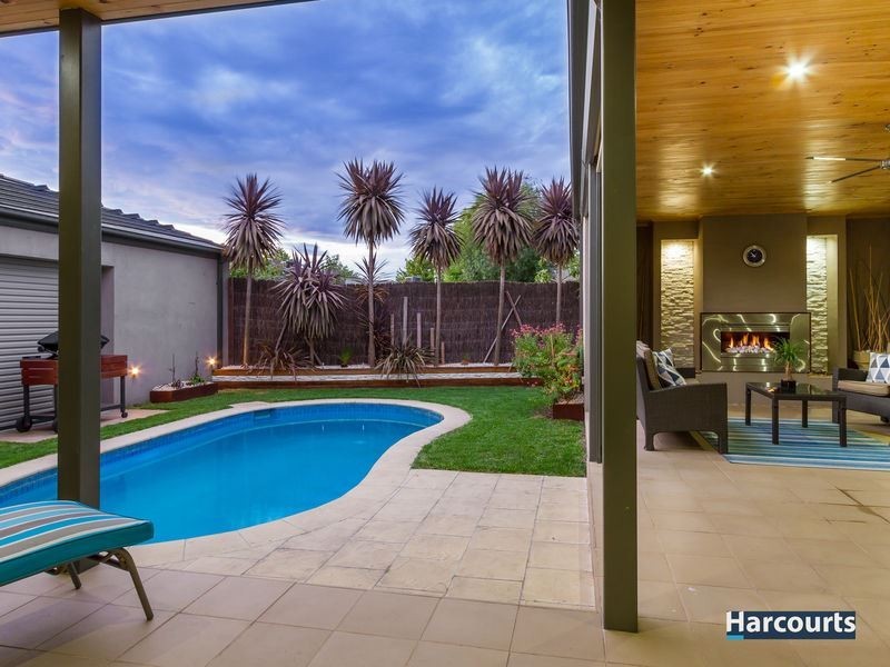 6 Ranceby Close, Rowville VIC 3178