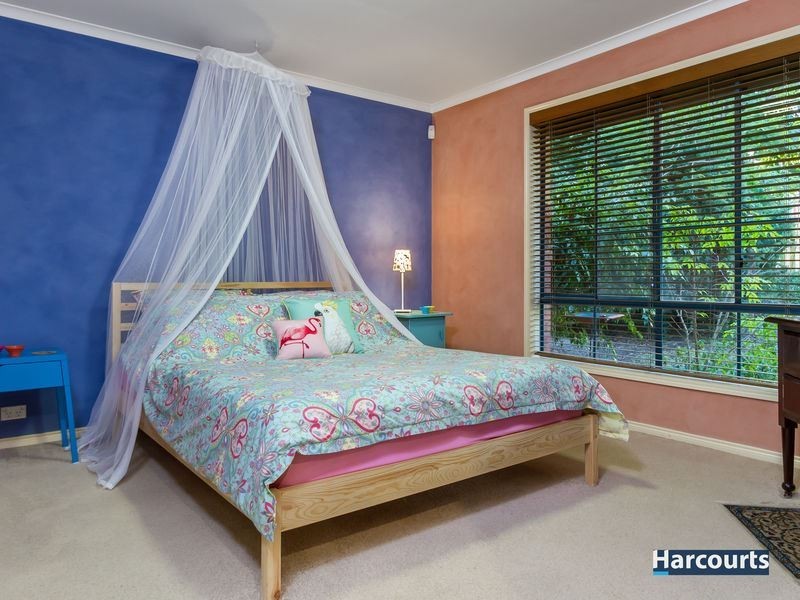 97 Oaktree Rise, Lysterfield VIC 3156