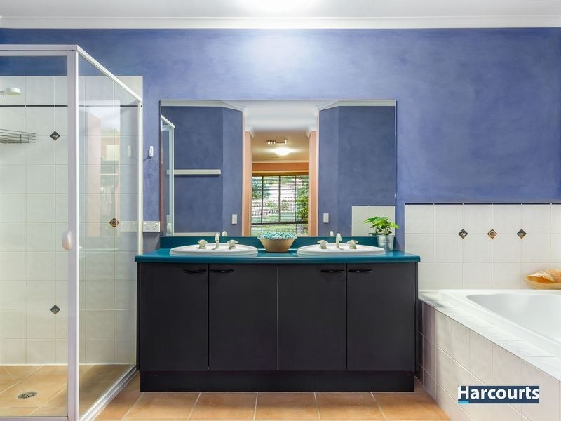 97 Oaktree Rise, Lysterfield VIC 3156