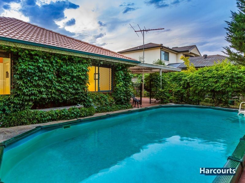 97 Oaktree Rise, Lysterfield VIC 3156