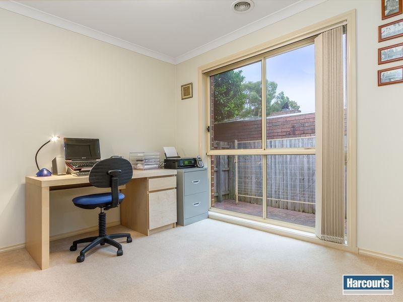 1 Weeks Close, Rowville VIC 3178