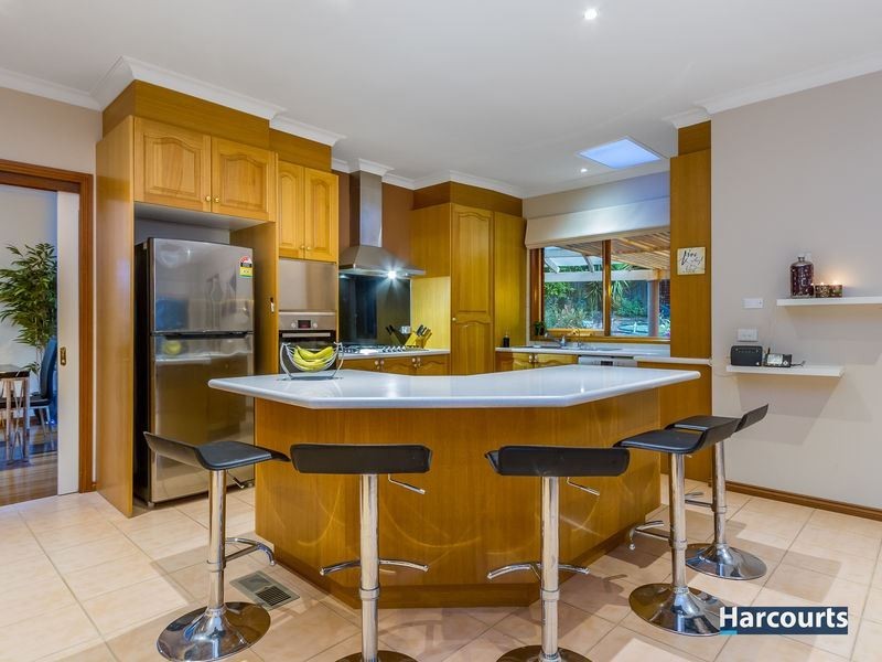 23 Camphor Close, Lysterfield VIC 3156