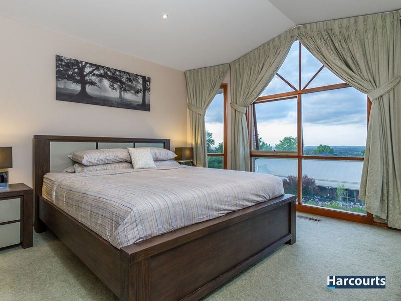 23 Camphor Close, Lysterfield VIC 3156