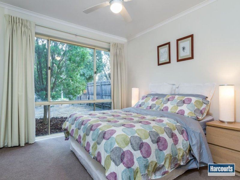 4 Barwon Court, Rowville VIC 3178