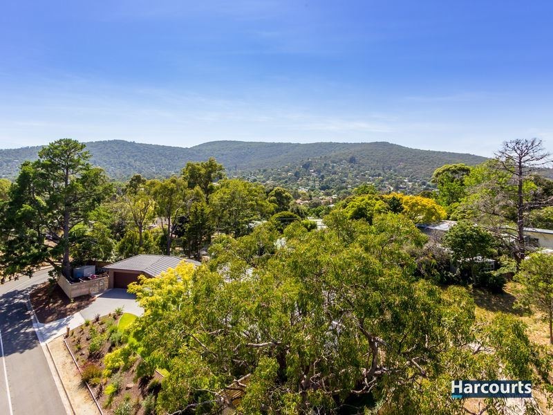 26 Alma Avenue, Ferntree Gully VIC 3156