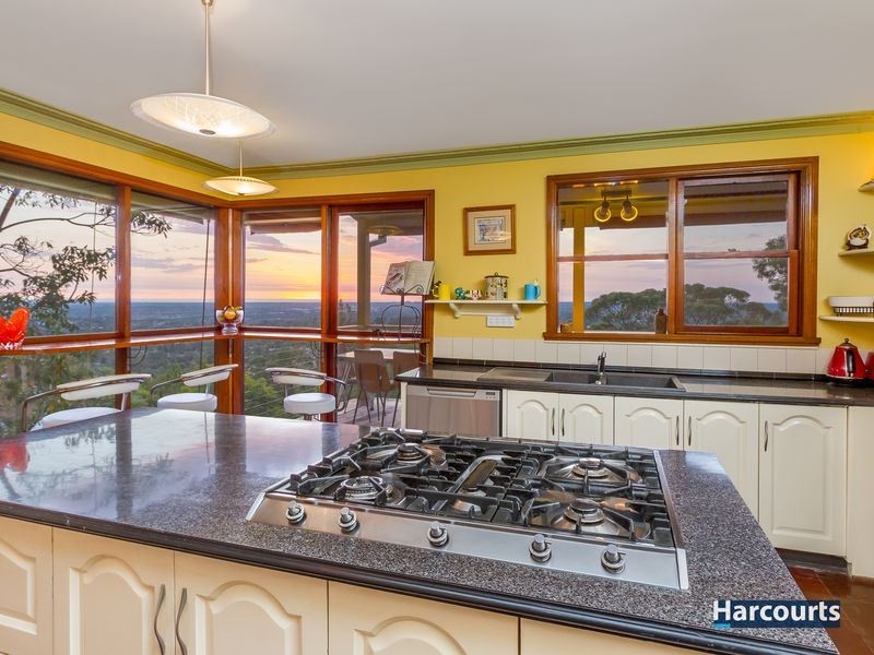 47 Kia Ora Parade, Ferntree Gully VIC 3156
