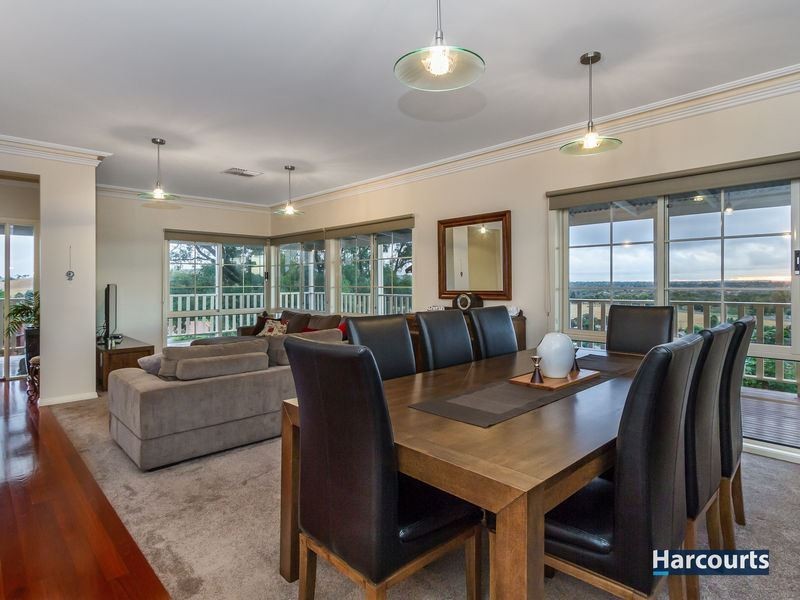 22 Leon Court, Ferntree Gully VIC 3156