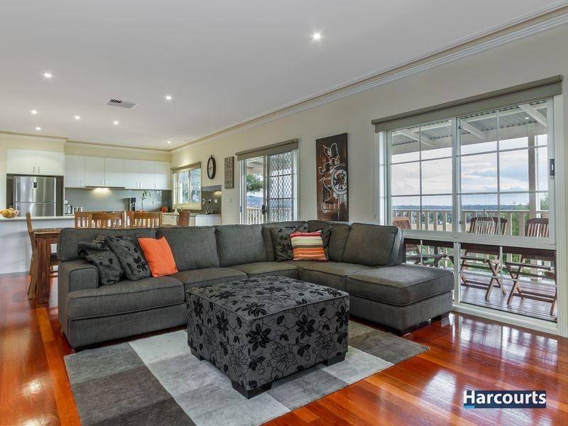 22 Leon Court, Ferntree Gully VIC 3156