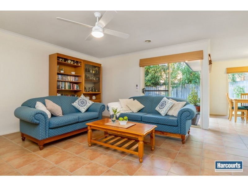 8 Legend Close, Rowville VIC 3178