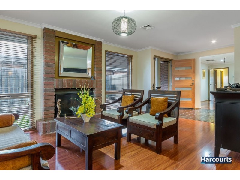 57 Dandelion Drive, Rowville VIC 3178