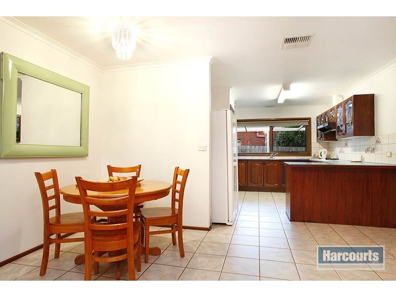 1 Yvette Drive, Rowville VIC 3178