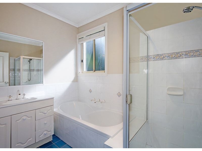 4/7 Aringa Court, Ferntree Gully VIC 3156