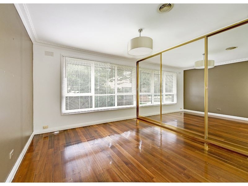 1 Lloyd Street, Knoxfield VIC 3180