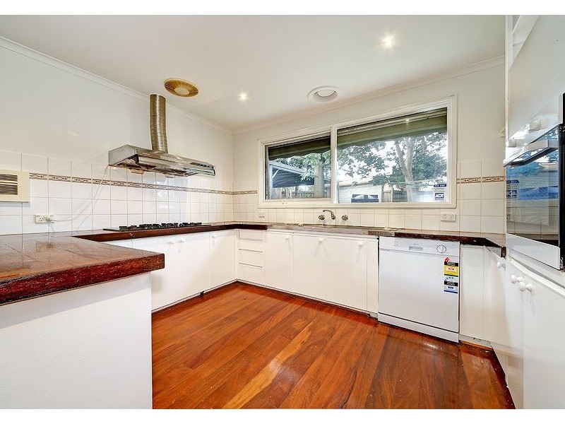 2 Avalon Road, Rowville VIC 3178