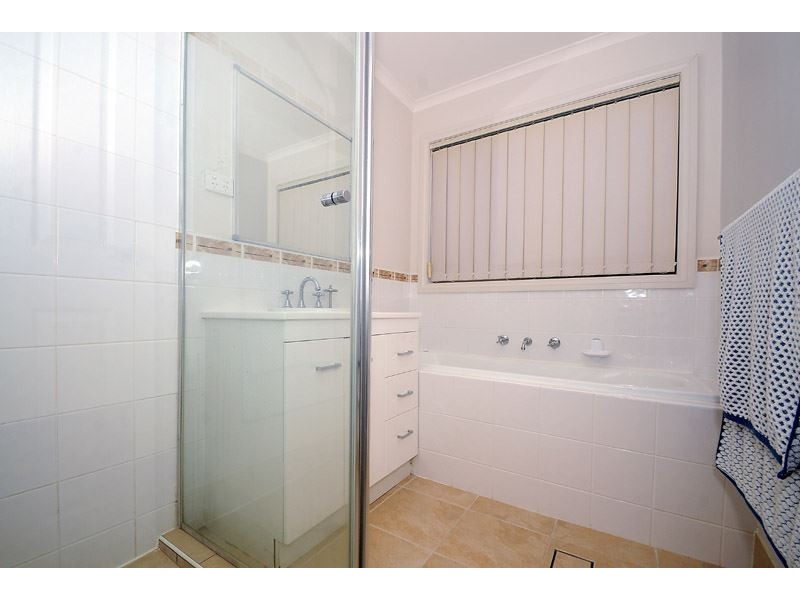 2/38 Erskine Drive, Rowville VIC 3178