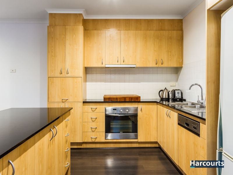 48 Sovereign Manors Crescent, Rowville VIC 3178