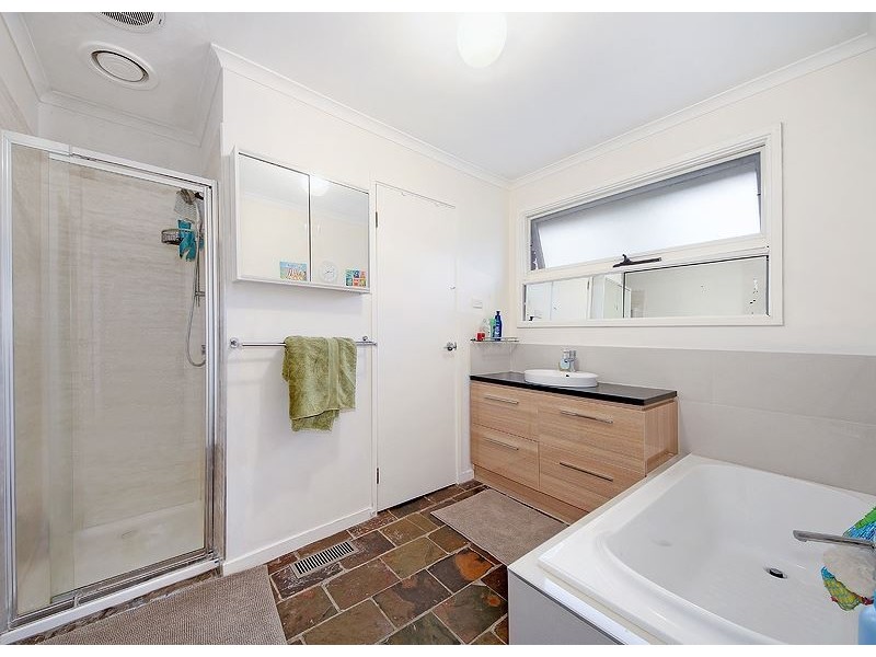 7 Cardinia Way, Rowville VIC 3178