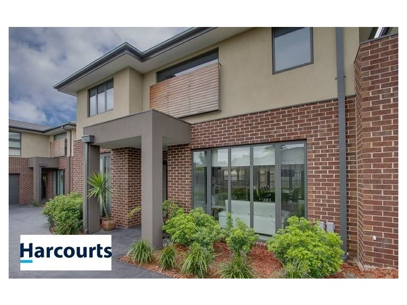 2/18 Stamford Crescent, Rowville VIC 3178