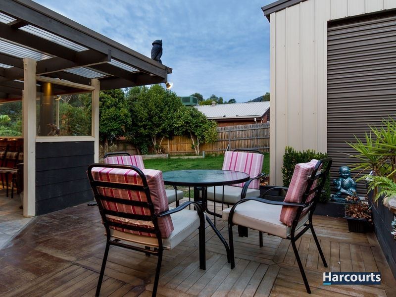 16 Swansea Road, Montrose VIC 3765