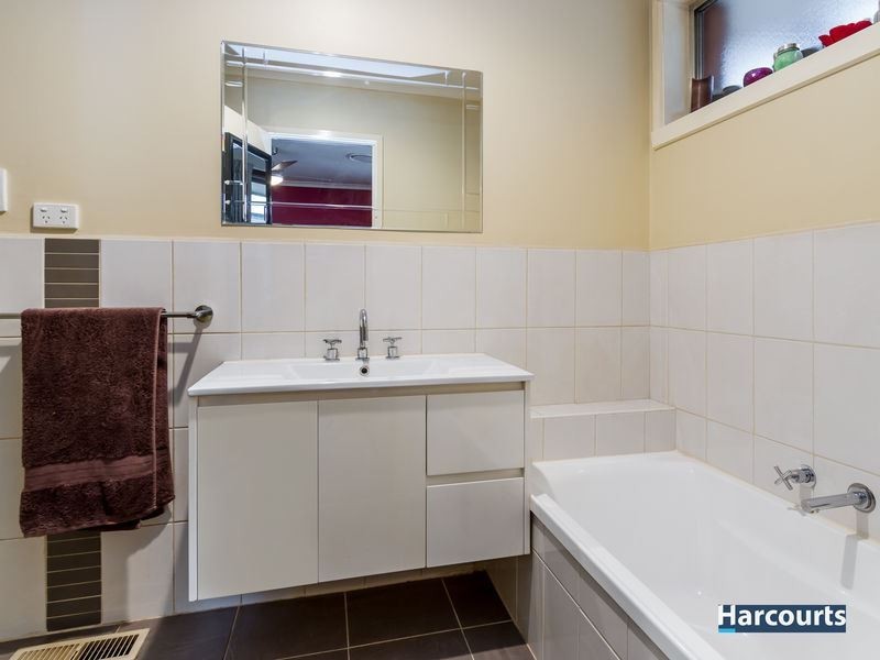 16 Swansea Road, Montrose VIC 3765