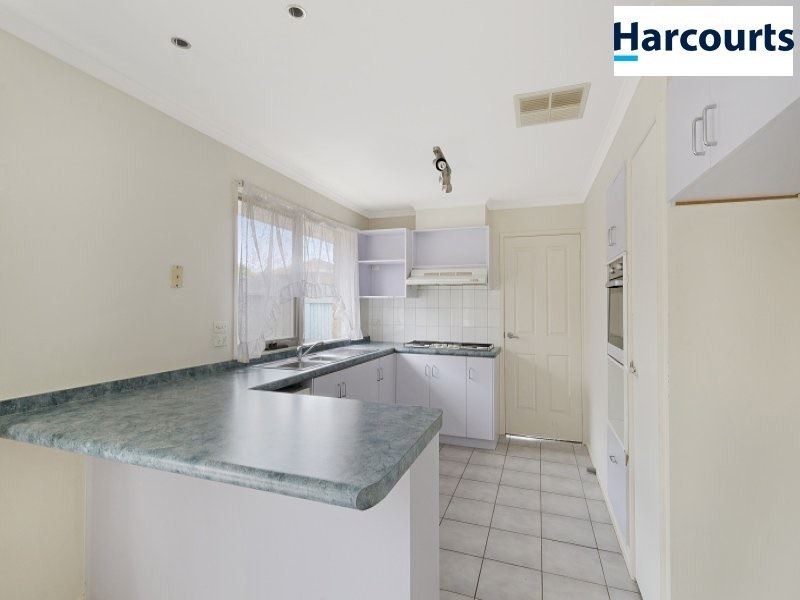 175 Waradgery Drive, Rowville VIC 3178