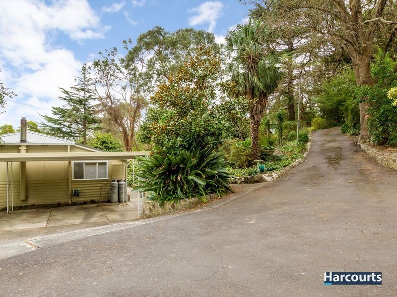 34 Belmont Avenue, Upwey VIC 3158