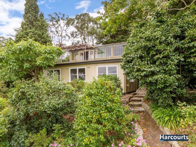 34 Belmont Avenue, Upwey VIC 3158