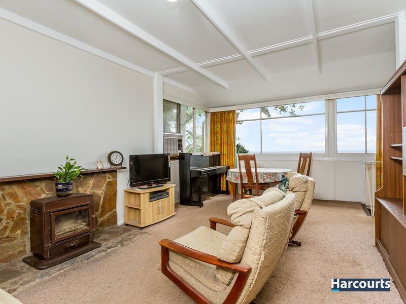 34 Belmont Avenue, Upwey VIC 3158
