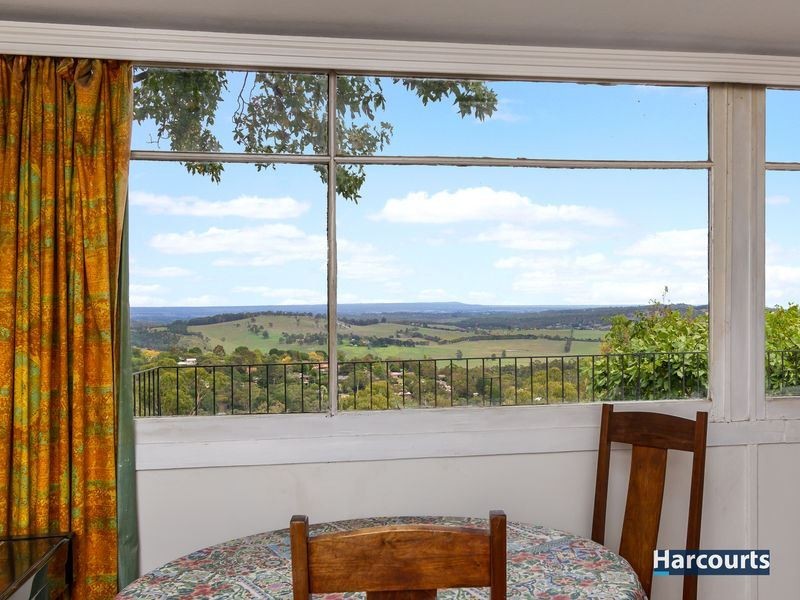 34 Belmont Avenue, Upwey VIC 3158