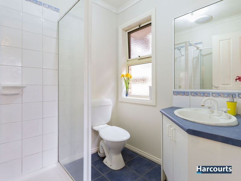 4 Otley Way, Cranbourne East VIC 3977