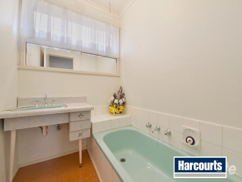 69 Helen Road, Ferntree Gully VIC 3156