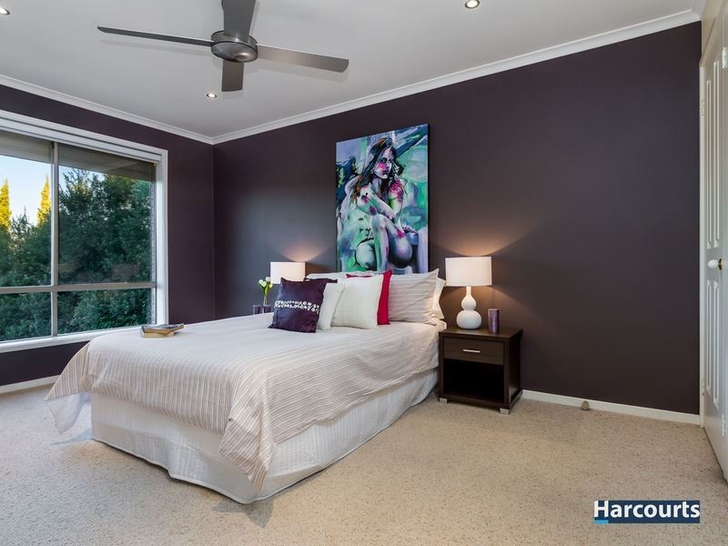 34 Dandelion Drive, Rowville VIC 3178